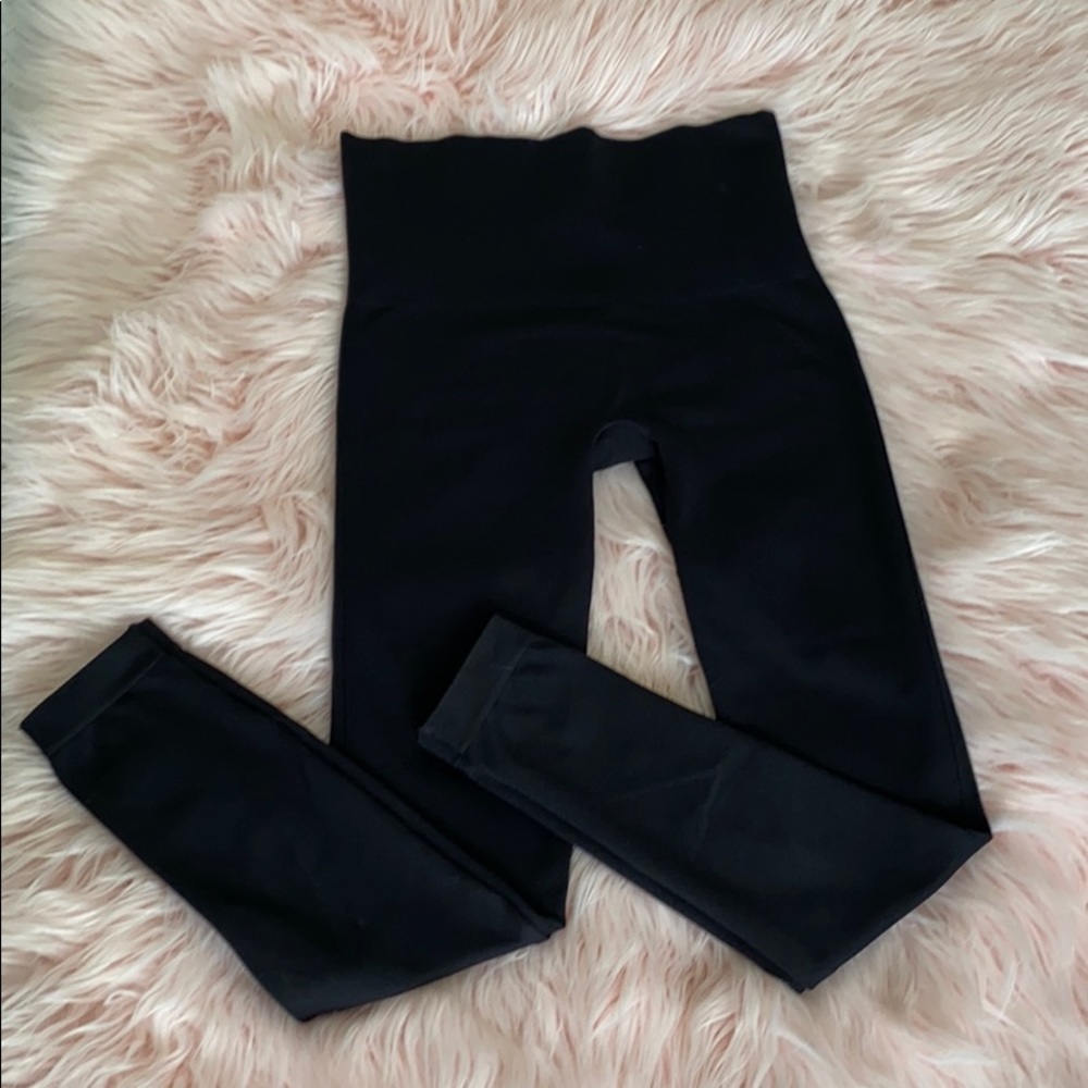 SPANX Look At Me Now Leggings M